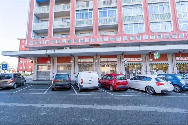locale commerciale in affitto a Rivoli