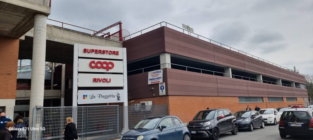negozio in affitto a Rivoli