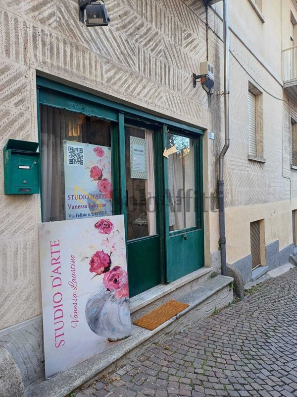 locale commerciale in affitto a Rivoli