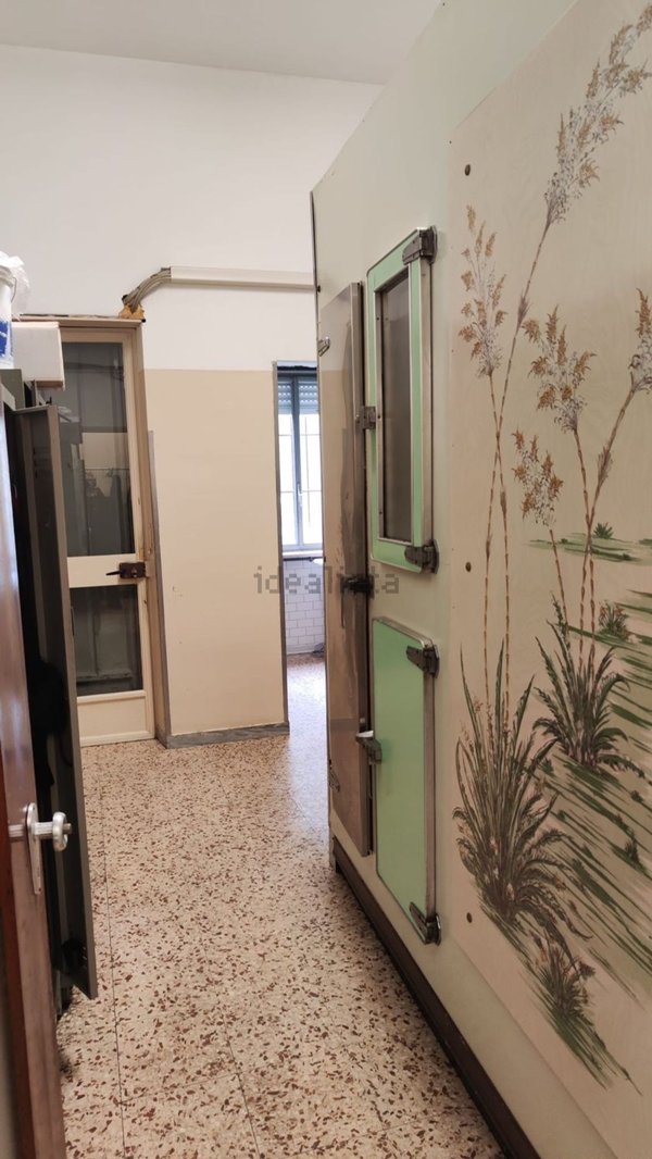 locale commerciale in affitto a Rivoli in zona Cascine Vica