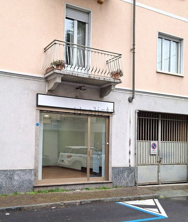 locale commerciale in affitto a Rivoli