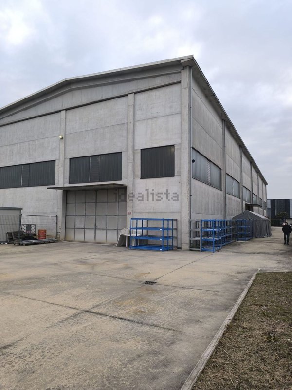 capannone in affitto a Rivoli