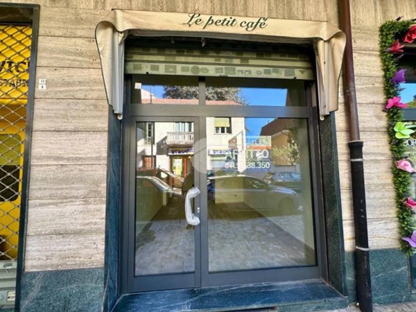 negozio in affitto a Rivoli