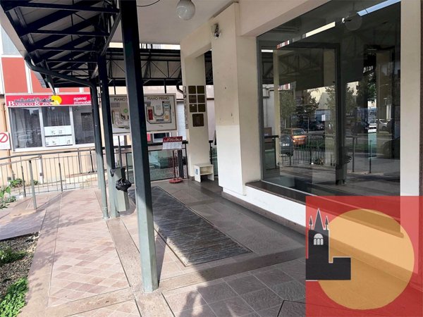 negozio in affitto a Rivoli