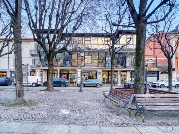 negozio in affitto a Rivoli
