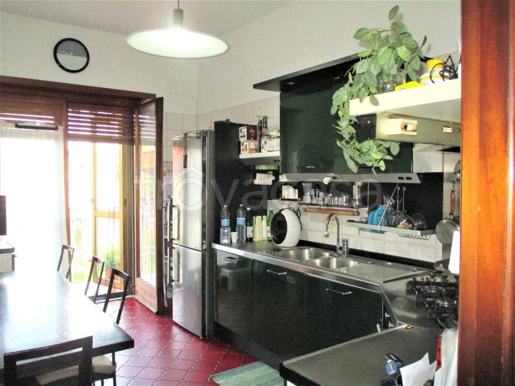 appartamento in affitto a Rivoli in zona Cascine Vica