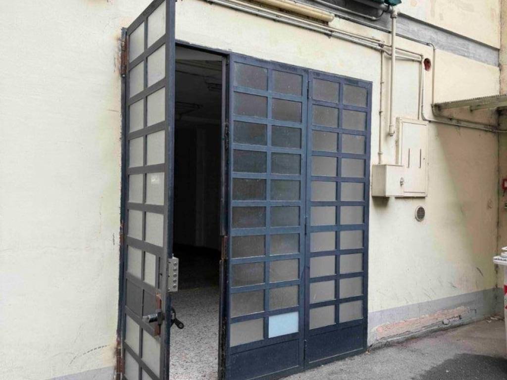 locale commerciale in affitto a Rivoli