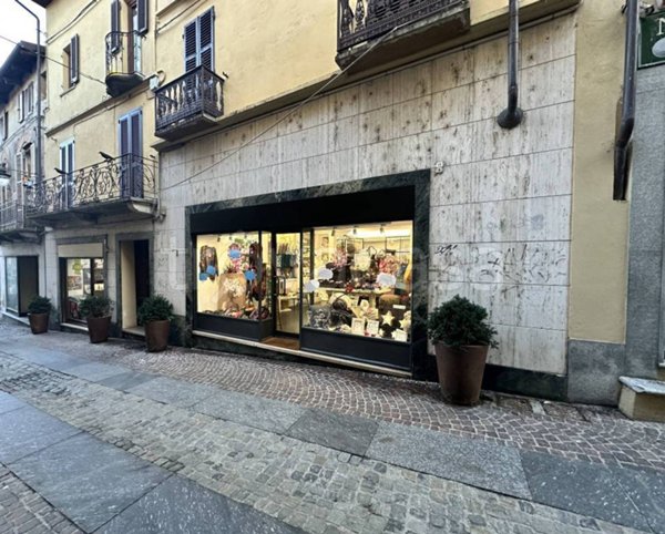negozio in affitto a Rivoli
