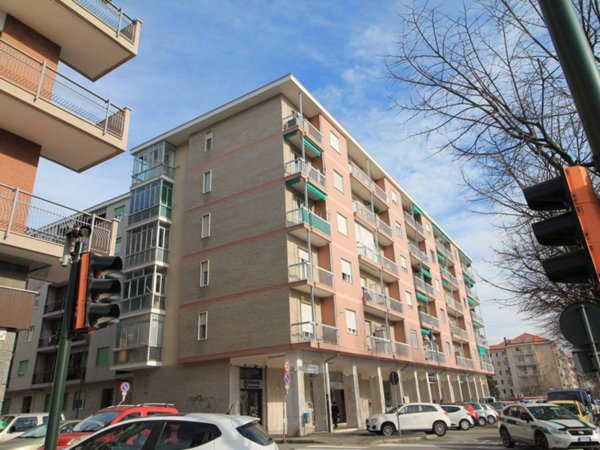 appartamento in affitto a Rivoli in zona Cascine Vica