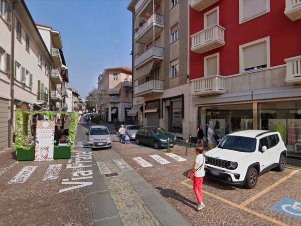 negozio in affitto a Rivoli