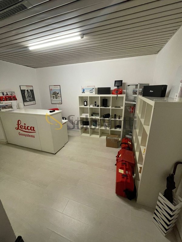 ufficio in affitto a Rivoli in zona Cascine Vica