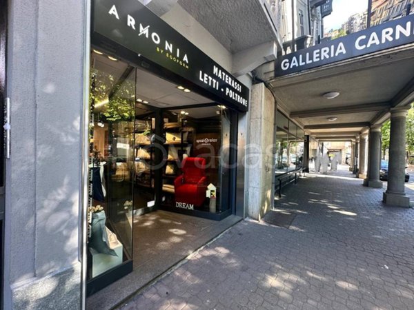 negozio in affitto a Rivoli