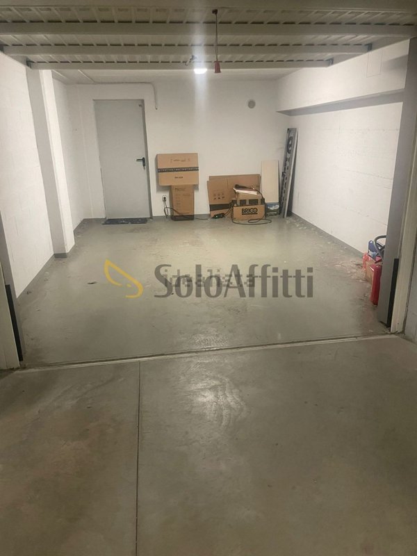 locale di sgombero in affitto a Rivoli