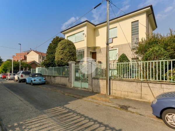 casa indipendente in affitto a Rivoli