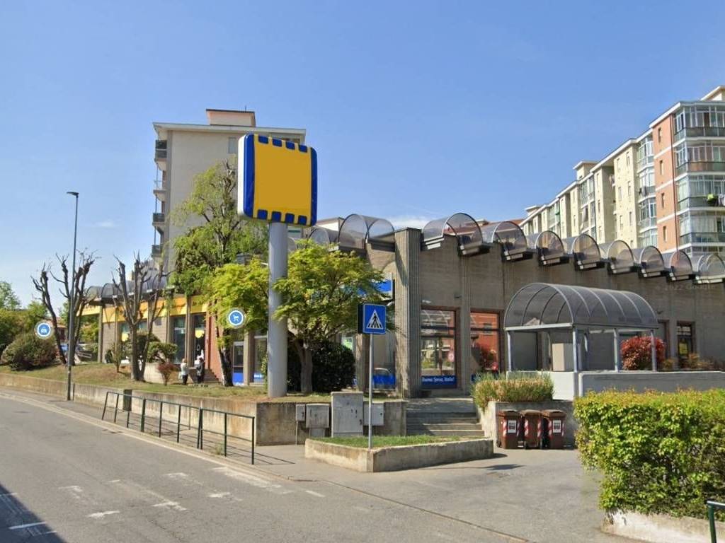 negozio in affitto a Rivoli