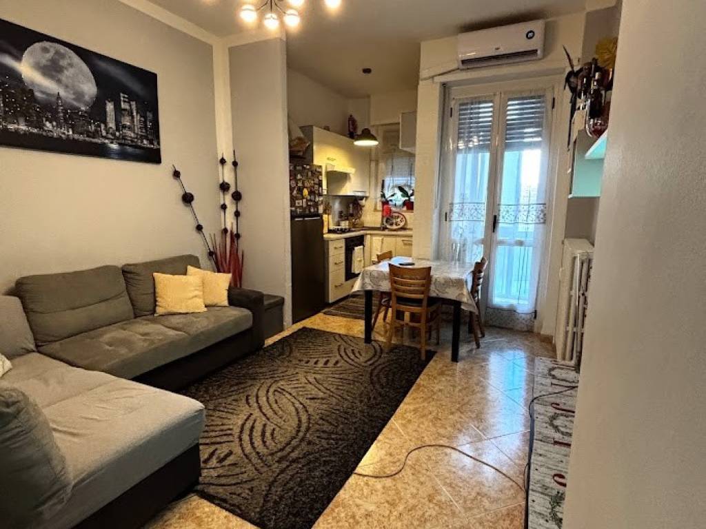 appartamento in affitto a Rivoli in zona Bruere