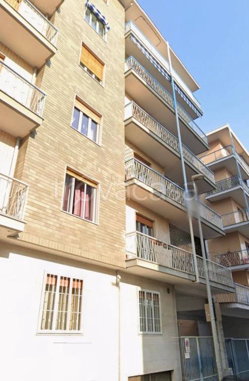 appartamento in affitto a Rivoli in zona Cascine Vica