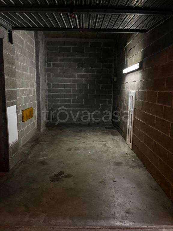 box auto in affitto a Rivoli in zona Cascine Vica