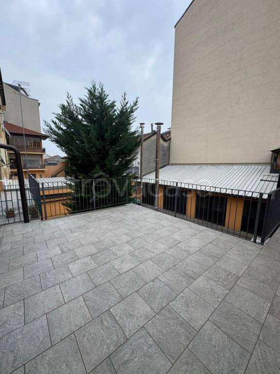 appartamento in affitto a Rivoli in zona Cascine Vica