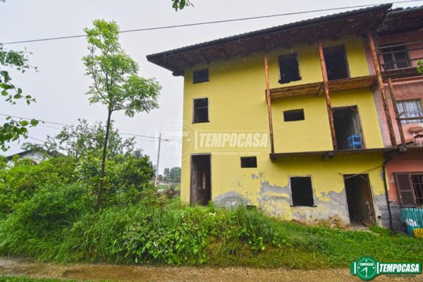 casa indipendente in affitto a Rocca Canavese