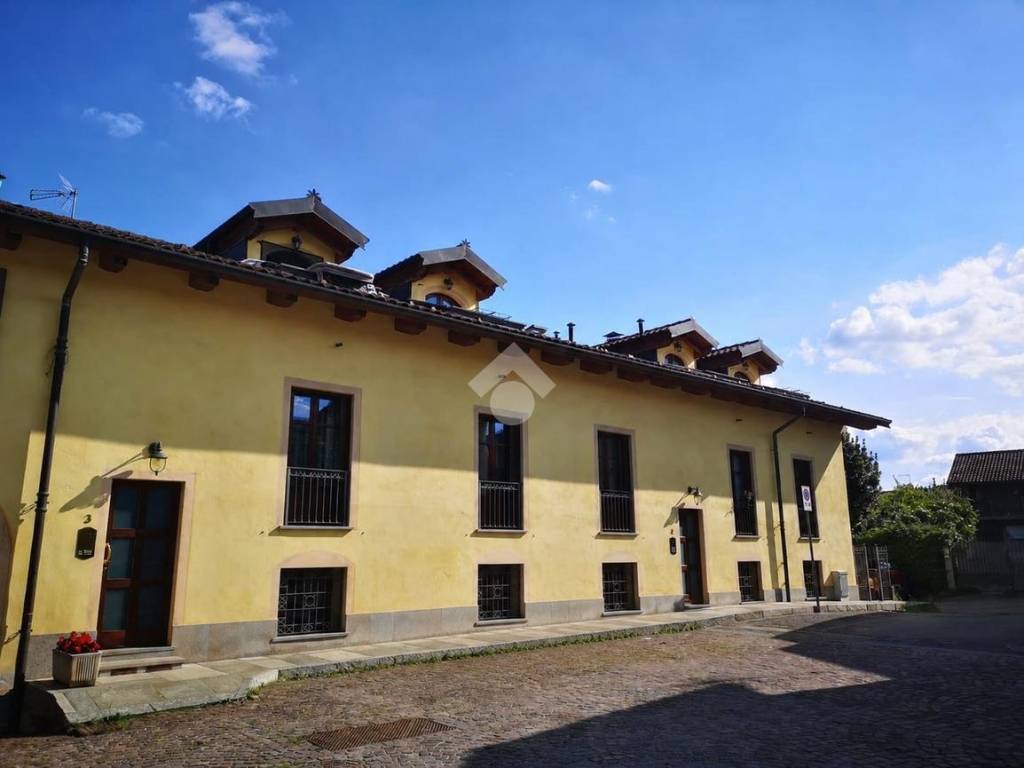 appartamento in affitto a Rosta