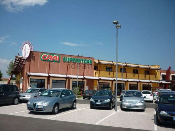 ufficio in affitto a San Francesco al Campo