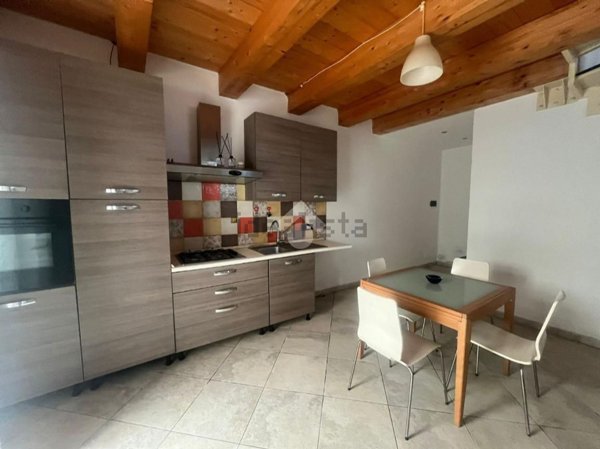 casa indipendente in affitto a San Francesco al Campo