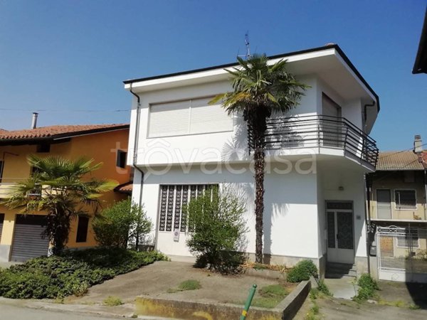 casa indipendente in affitto a San Giorgio Canavese