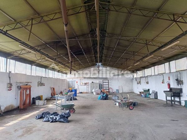 locale commerciale in affitto a San Maurizio Canavese