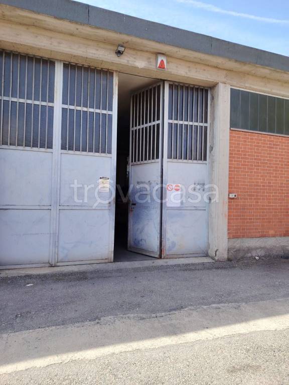 locale commerciale in affitto a San Mauro Torinese