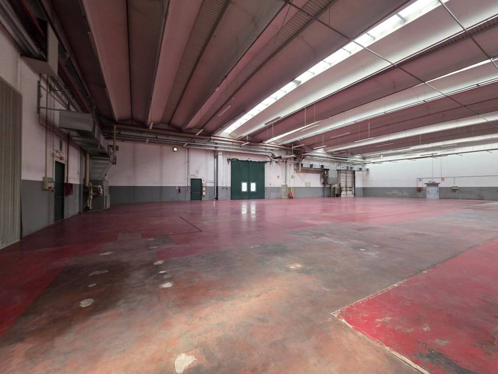 locale commerciale in affitto a San Mauro Torinese