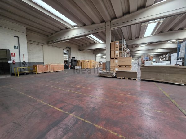 ufficio in affitto a San Mauro Torinese in zona Pescarito