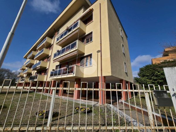 appartamento in affitto a San Mauro Torinese in zona Sambuy