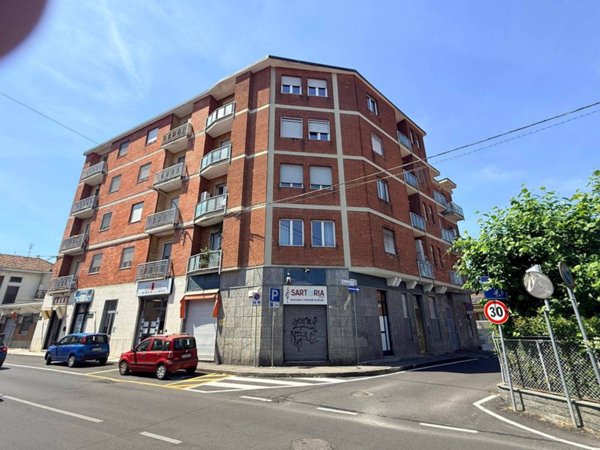 appartamento in affitto a San Mauro Torinese in zona Bertoulla