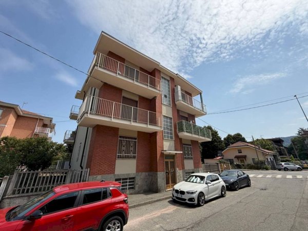 appartamento in affitto a San Mauro Torinese in zona Bertoulla