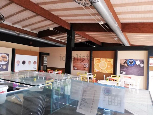 negozio in affitto ad Asola