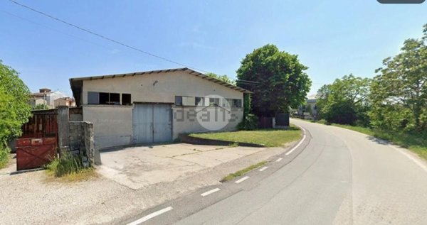 capannone in affitto a Bagnolo San Vito in zona San Biagio