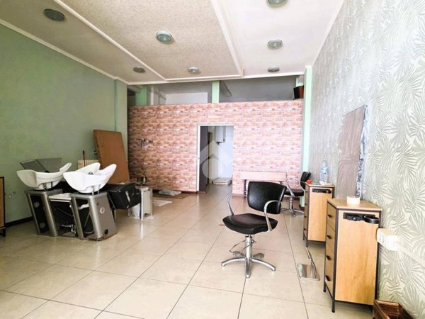 negozio in affitto a Bagnolo San Vito in zona San Biagio