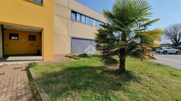 ufficio in affitto a Bagnolo San Vito in zona San Biagio