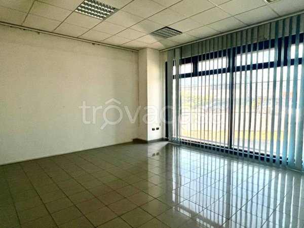 ufficio in affitto a Bagnolo San Vito in zona Correggio Micheli