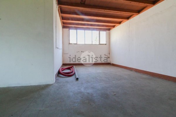 capannone in affitto a Canneto sull'Oglio