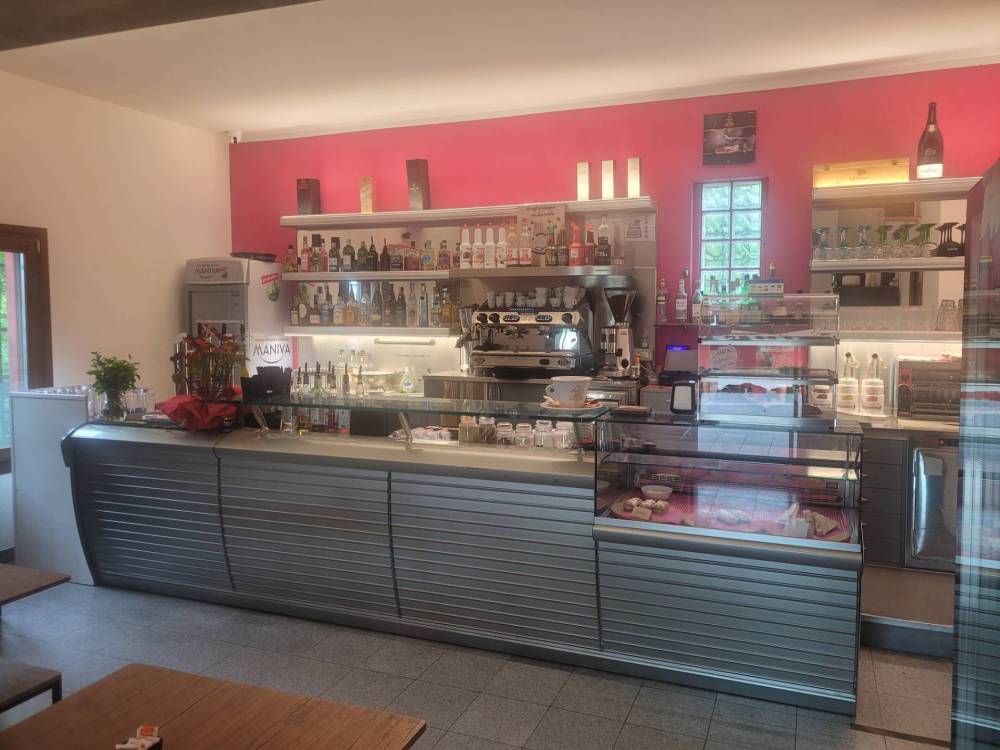 negozio in affitto a Castel d'Ario