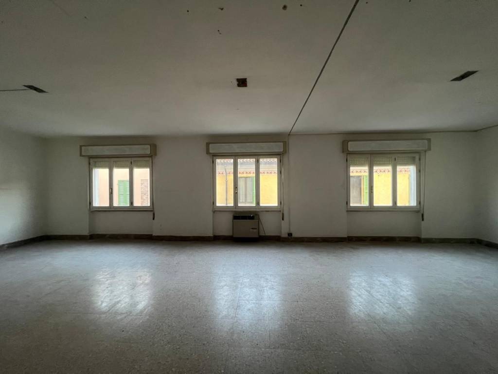 negozio in affitto a Castel Goffredo