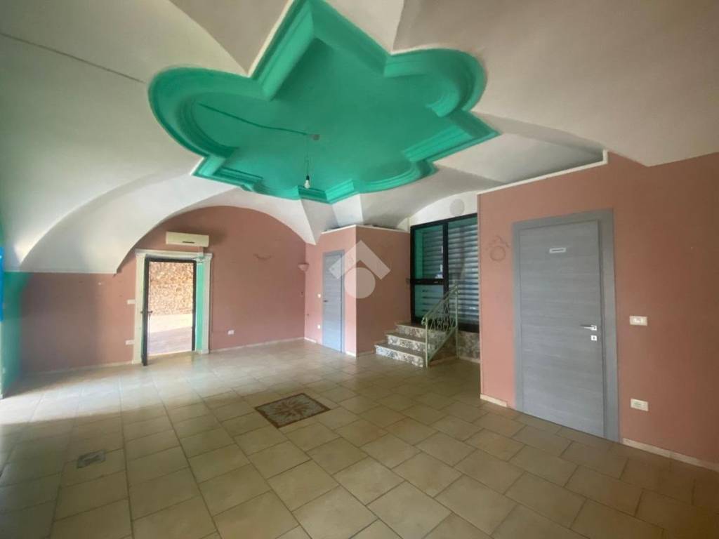 negozio in affitto a Castiglione delle Stiviere