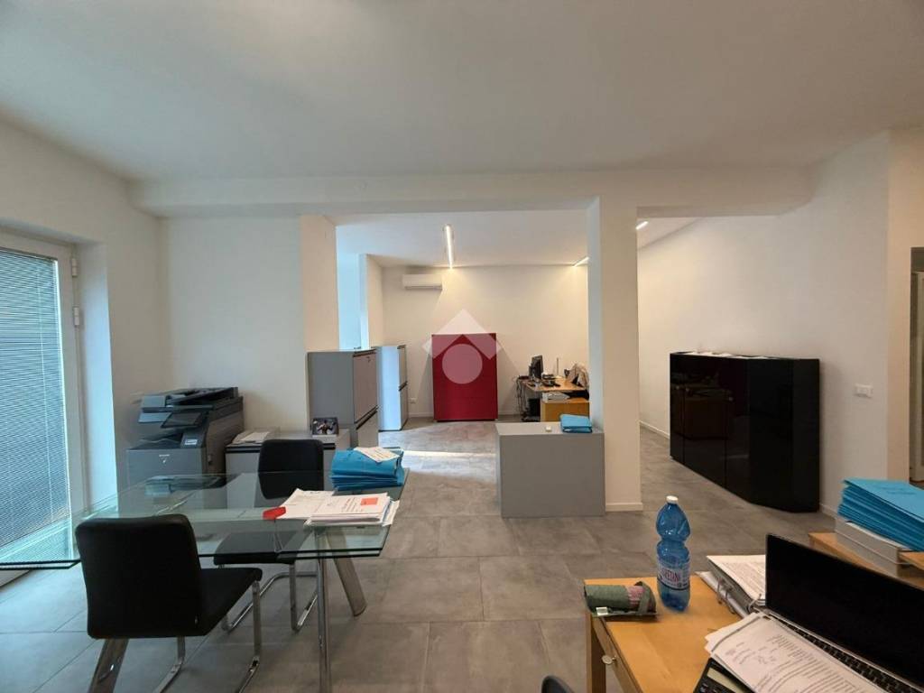 ufficio in affitto a Castiglione delle Stiviere