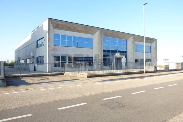 capannone in affitto a Castiglione delle Stiviere