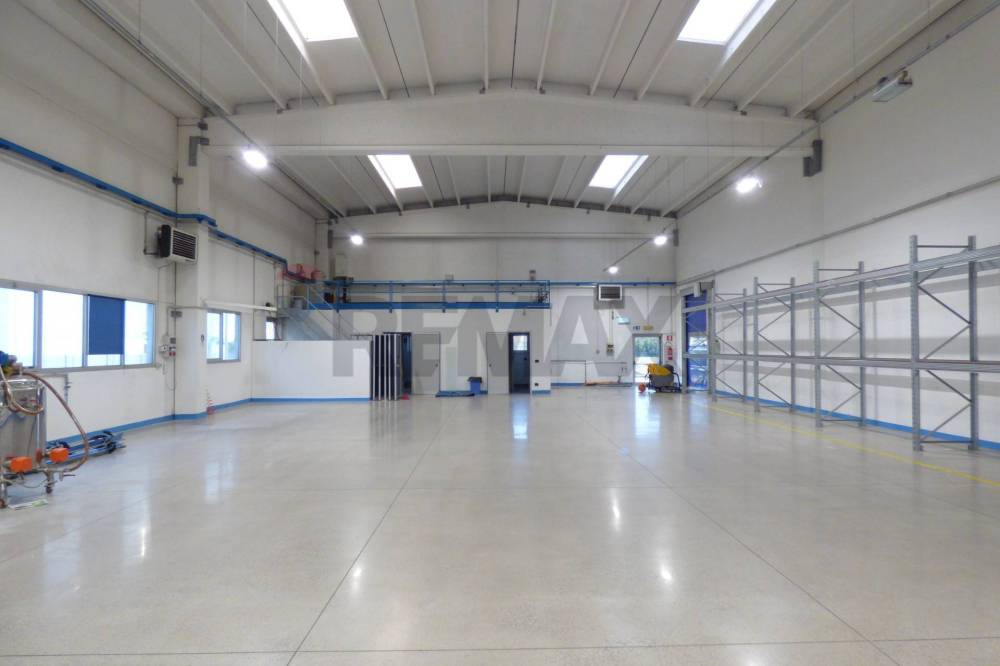 capannone in affitto a Castiglione delle Stiviere