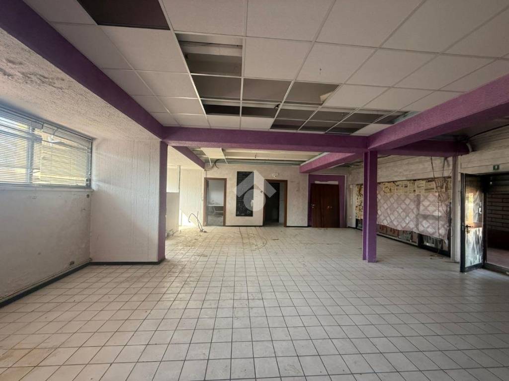 negozio in affitto a Castiglione delle Stiviere