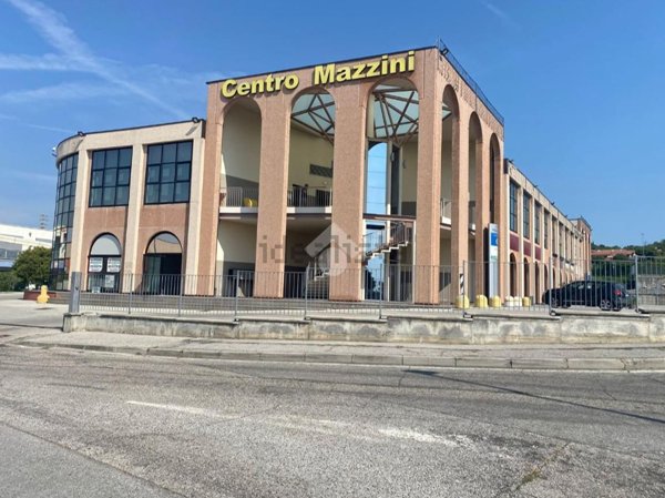 ufficio in affitto a Castiglione delle Stiviere