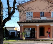 negozio in affitto a Curtatone